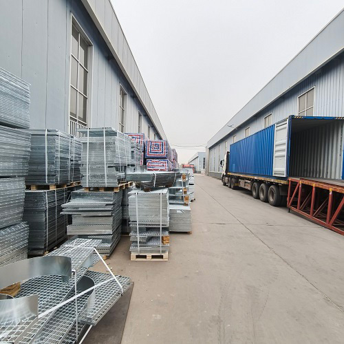 鋼格板鋼格柵板在海外市場的應(yīng)用前景分析