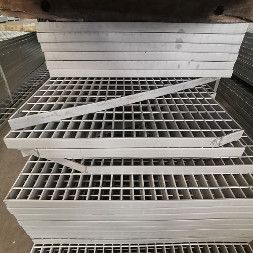 采購(gòu)鋼格柵前必問的五個(gè)問題，少問一個(gè)都可能吃虧