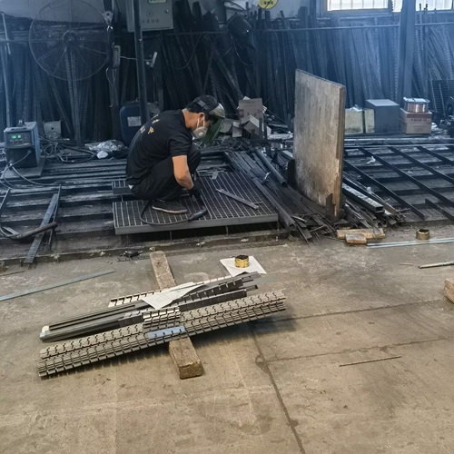 工程人必備！鋼格柵的6種實(shí)用場景解析