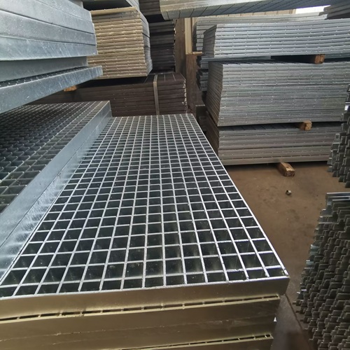 鋼格柵知識(shí)科普：材質(zhì)、規(guī)格如何影響使用效果？