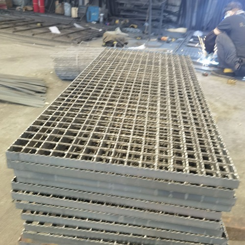 鋼格板在工業(yè)平臺中的應(yīng)用要點