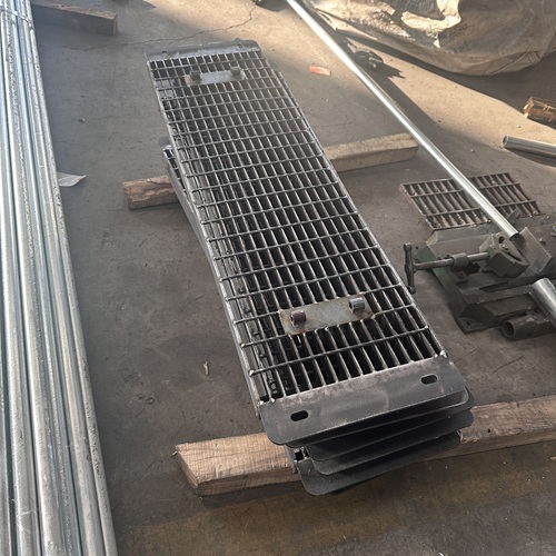 國內(nèi)鋼格板vs進口鋼格板，性價比分析