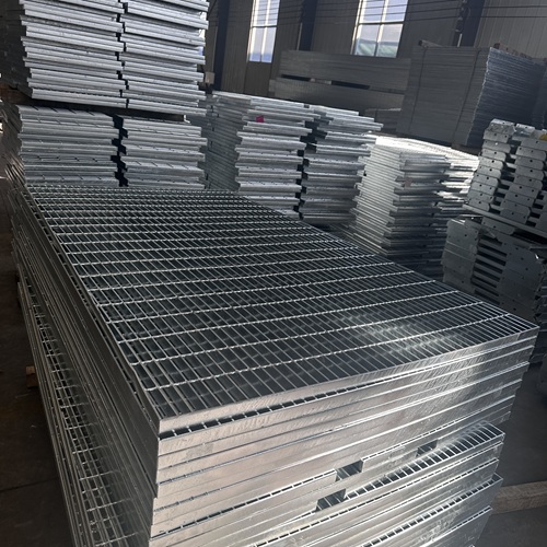 歲啟新程 感恩相伴