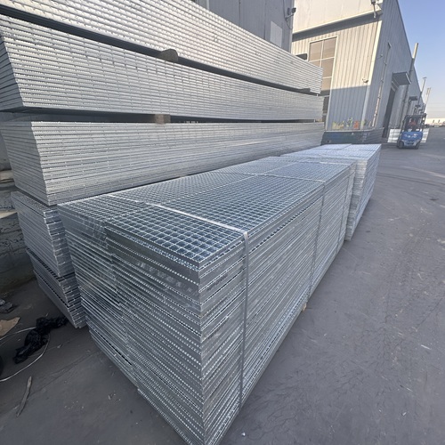 鋼格板的隱形實(shí)力揭秘，遠(yuǎn)比你想象的強(qiáng)大